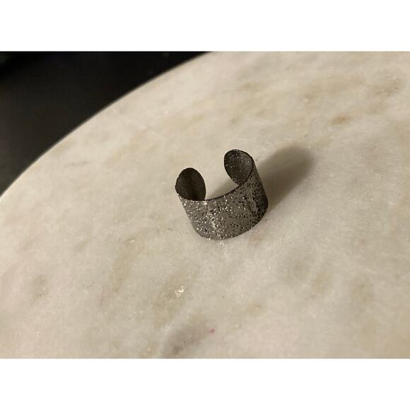stainless steel ear cuff earring - Picture 1 of 3